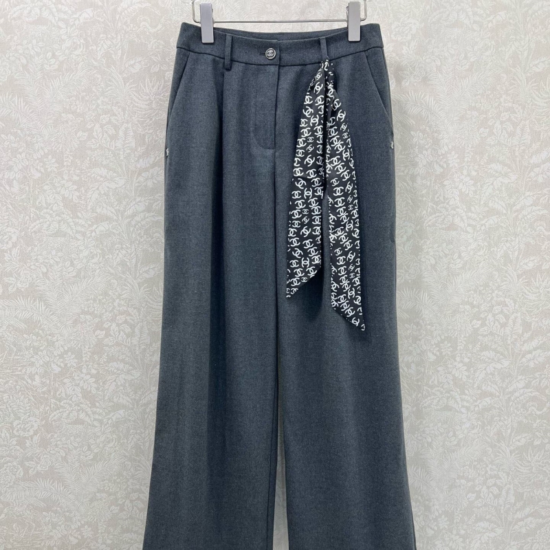 Ch**el long pants